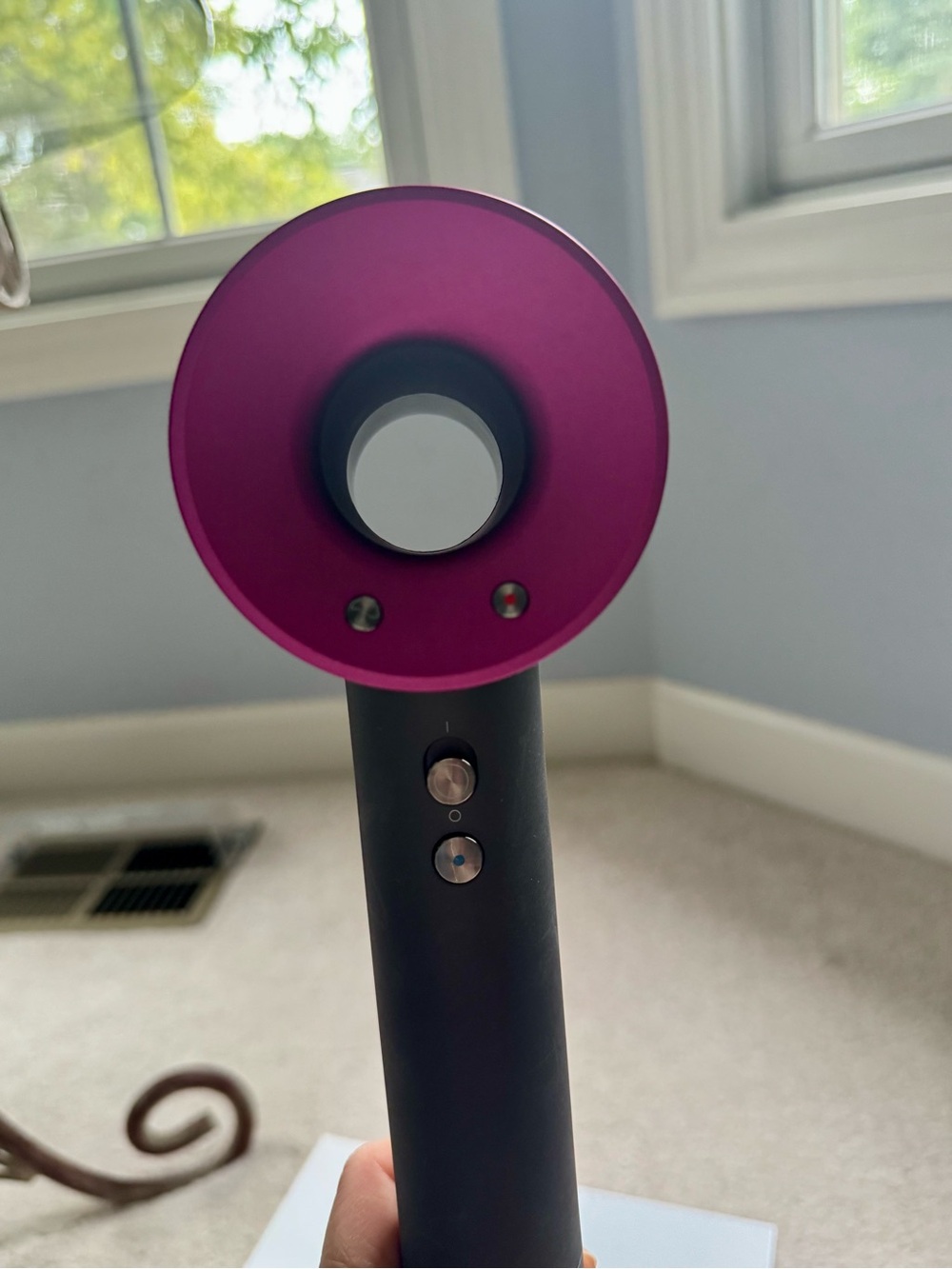Dyson Supersonic HD01 Iron/Fuchsia with Box & 3 Attachments - Picture 12 of 12